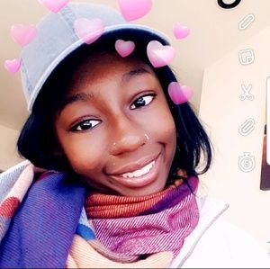 Meet your Posher, Keisha